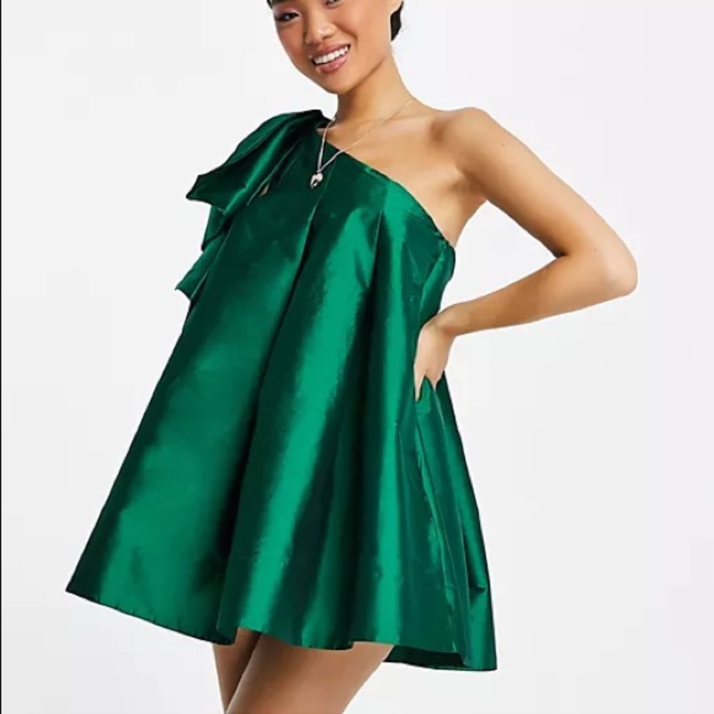 Ever New Size 8 Petite Emerald Green Bow One Shoulder Like New Dress 💚